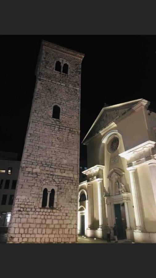 Apartman Vidi Lägenhet Rijeka Exteriör bild
