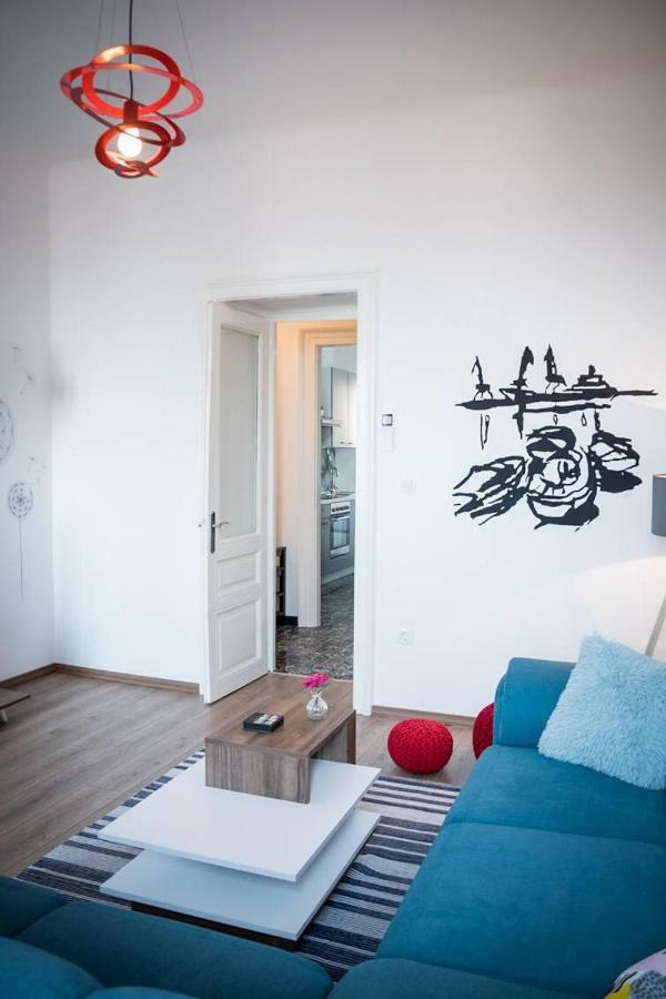 Apartman Vidi Lägenhet Rijeka Exteriör bild