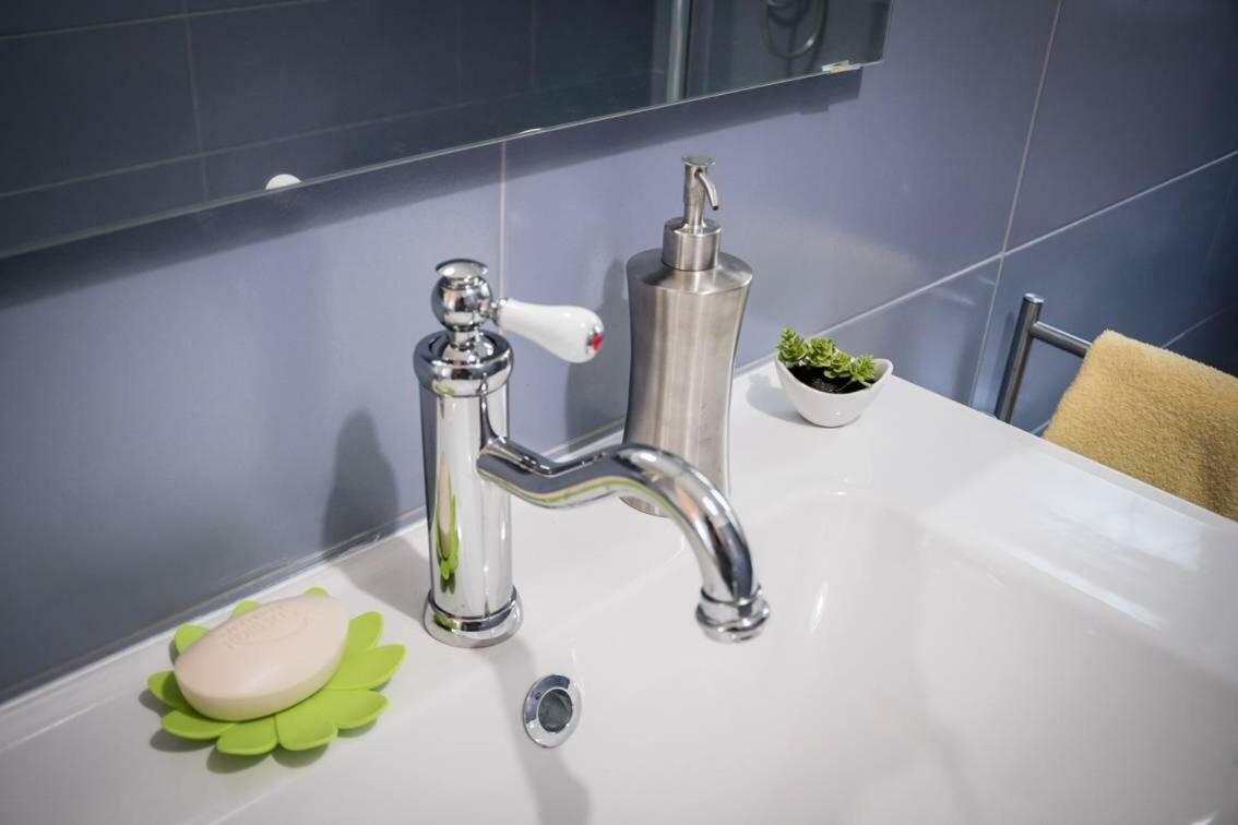 Apartman Vidi Lägenhet Rijeka Exteriör bild