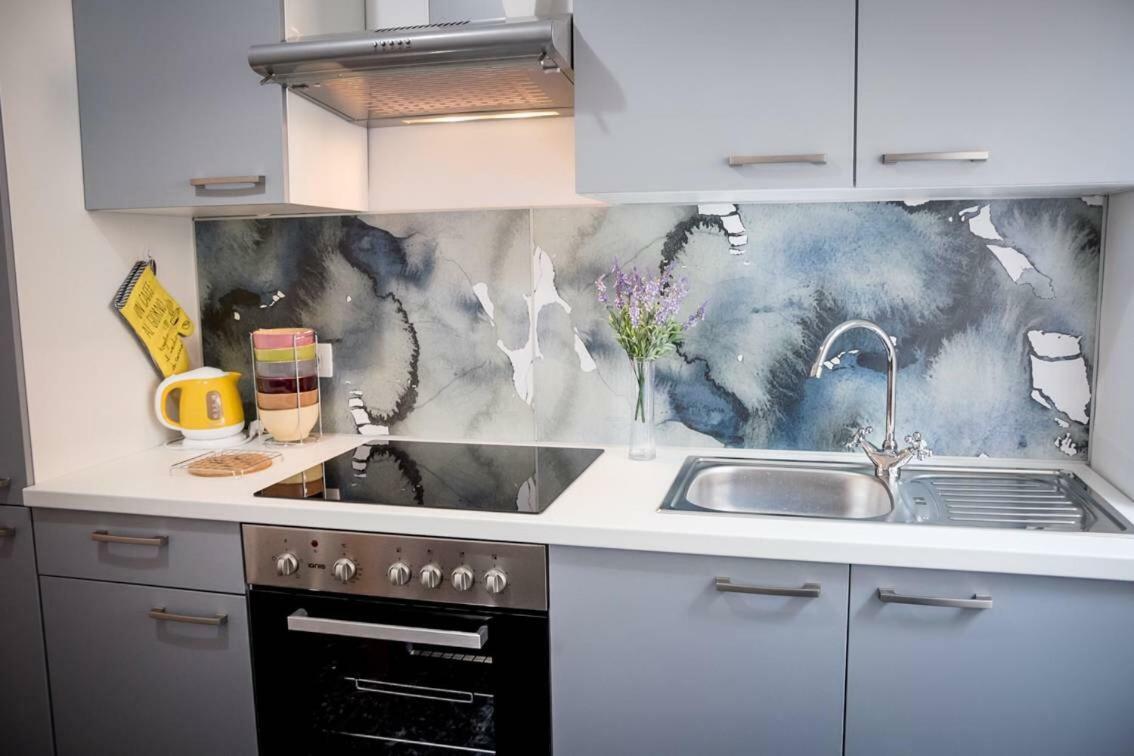 Apartman Vidi Lägenhet Rijeka Exteriör bild